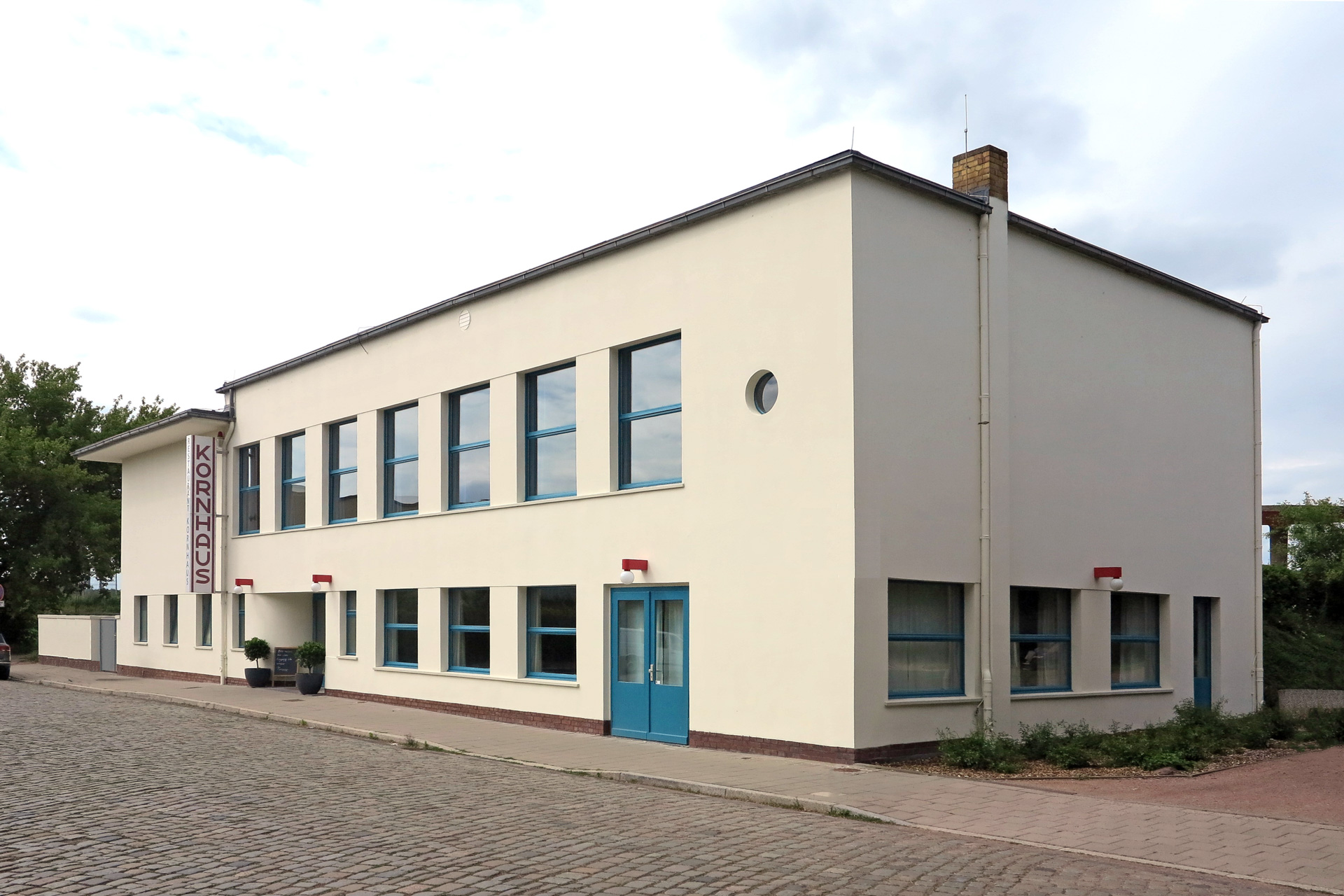 Mehr über den Artikel erfahren Dessau, Kornhaus