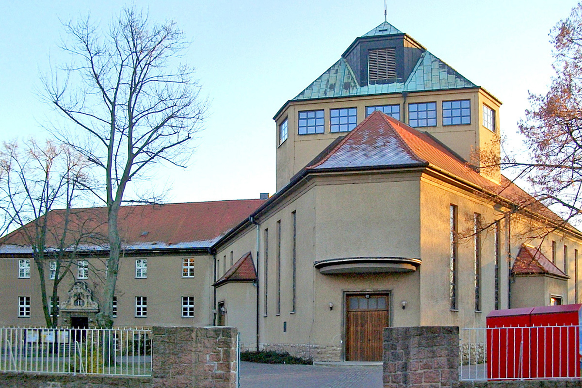 Mehr über den Artikel erfahren Halle, Kirche zur Heiligsten Dreieinigkeit